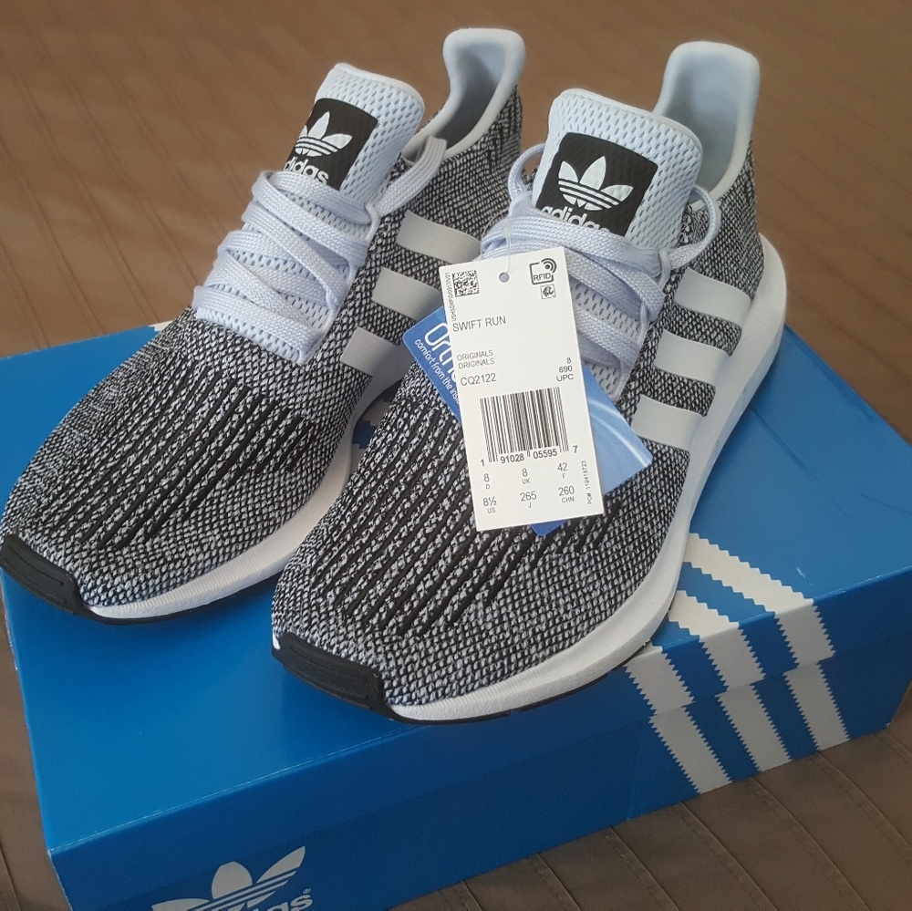 Adidas swift run men's shoes eg size 8.5